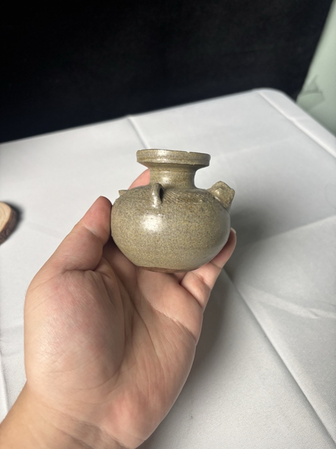 古玩陶瓷青釉罐真品鑒賞圖
