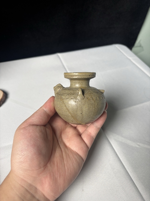 古玩陶瓷青釉罐真品鑒賞圖