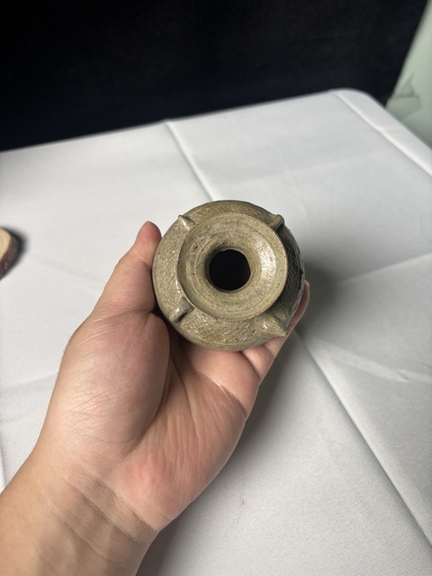 古玩陶瓷青釉罐真品鑒賞圖