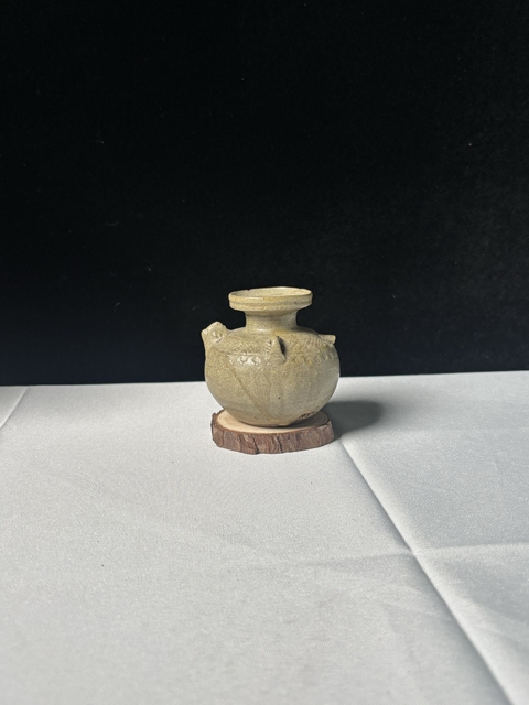 古玩陶瓷青釉罐真品鑒賞圖