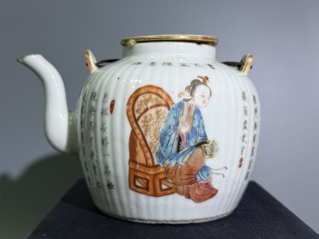 古玩陶瓷壺真品鑒賞圖