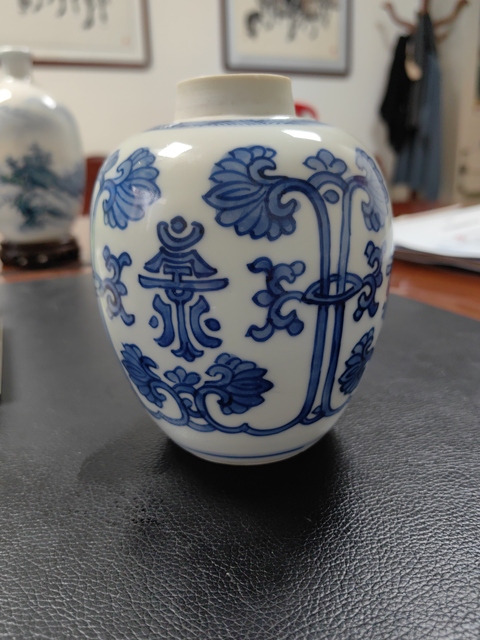 古玩陶瓷青花罐真品鑒賞圖
