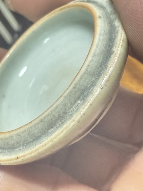 古玩陶瓷豇豆紅釉印盒真品鑒賞圖