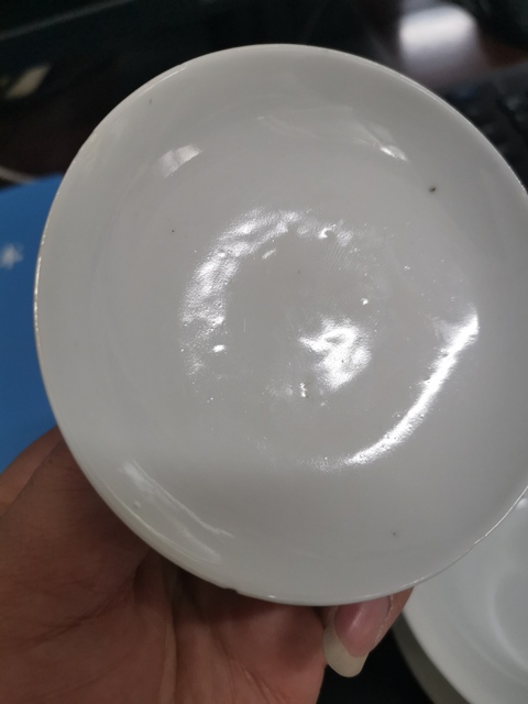 古玩陶瓷油粉彩人物紋蓋碗真品鑒賞圖