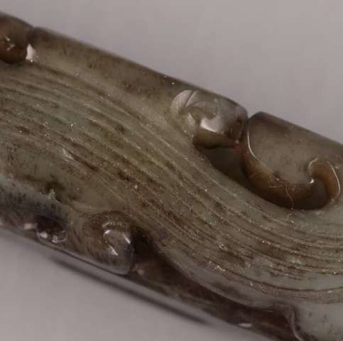 古玩玉器和田玉雕“蒼龍教子”帶鉤真品鑒賞圖