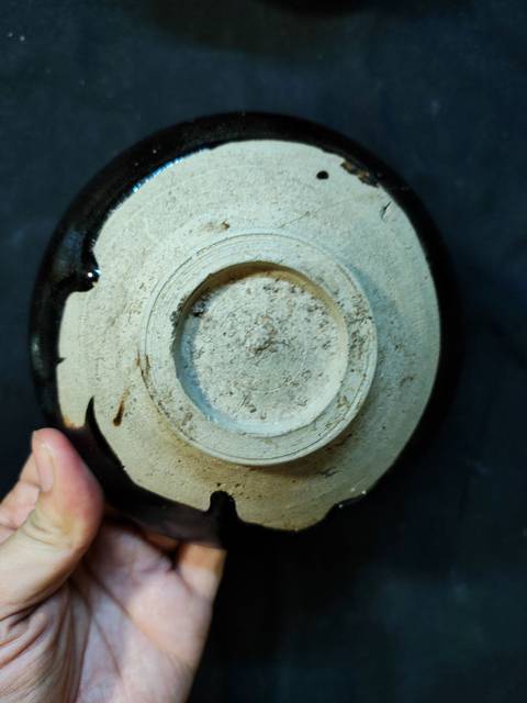 古玩陶瓷元代黑釉碗真品鑒賞圖