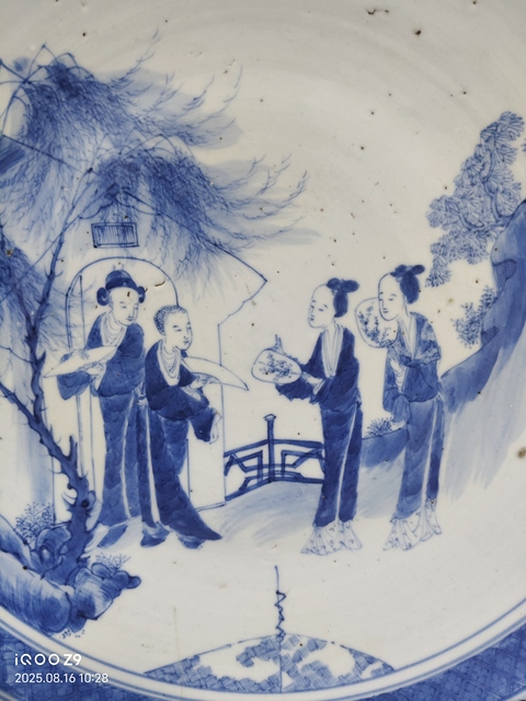 古玩陶瓷青花人物故事紋盤(pán)真品鑒賞圖