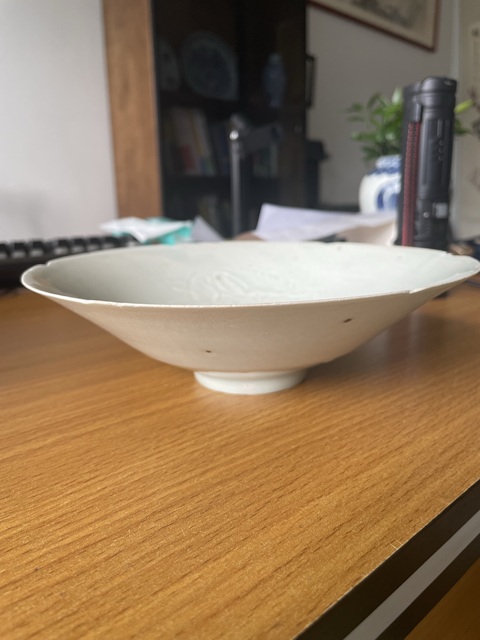 古玩陶瓷影青刻花碗真品鑒賞圖