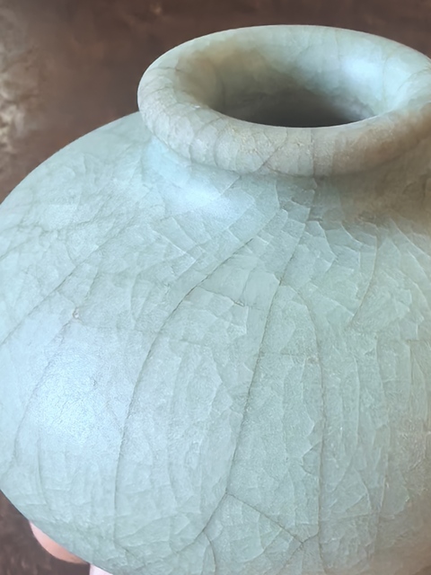 古玩陶瓷龍泉青瓷水盂真品鑒賞圖