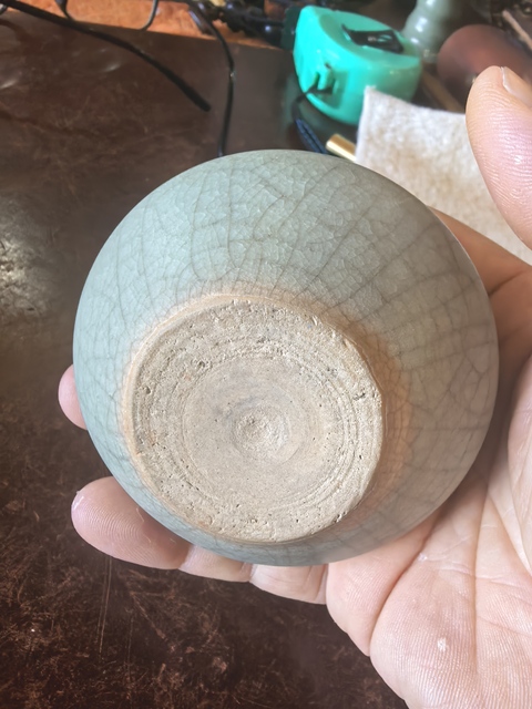 古玩陶瓷龍泉青瓷水盂真品鑒賞圖
