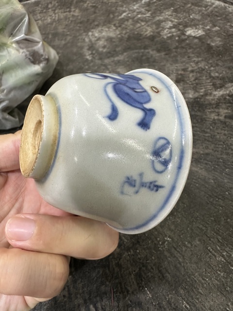古玩陶瓷青花杯真品鑒賞圖
