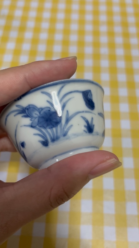 古玩陶瓷青花花卉紋杯真品鑒賞圖
