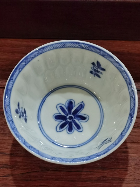 古玩陶瓷康熙青花杯真品鑒賞圖