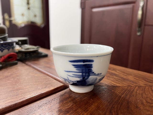 古玩陶瓷青花杯真品鑒賞圖
