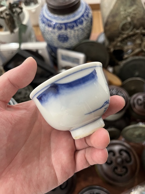 古玩陶瓷青花杯真品鑒賞圖
