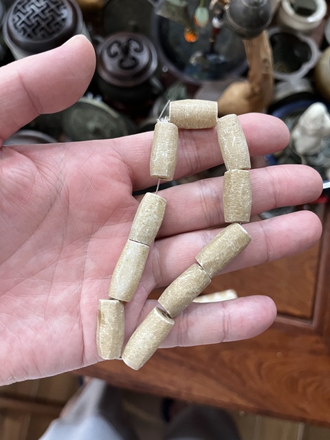 古玩玉器地方玉珠串真品鑒賞圖