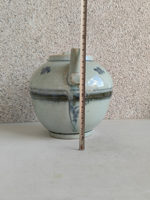 古玩陶瓷青花花卉紋茶壺真品鑒賞圖