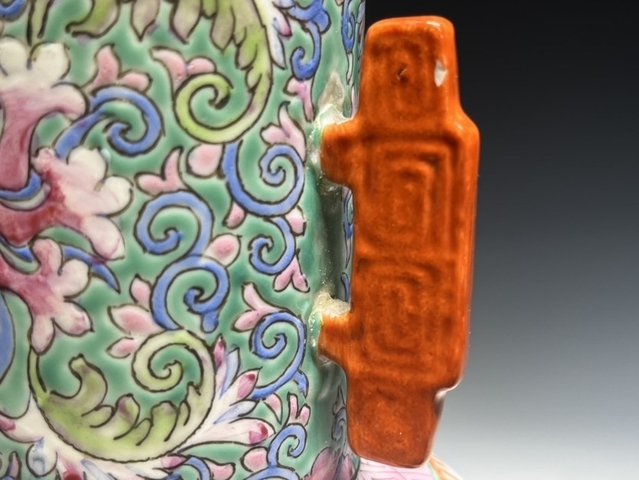 古玩陶瓷民國(guó) 粉彩花鳥紋瓶真品鑒賞圖