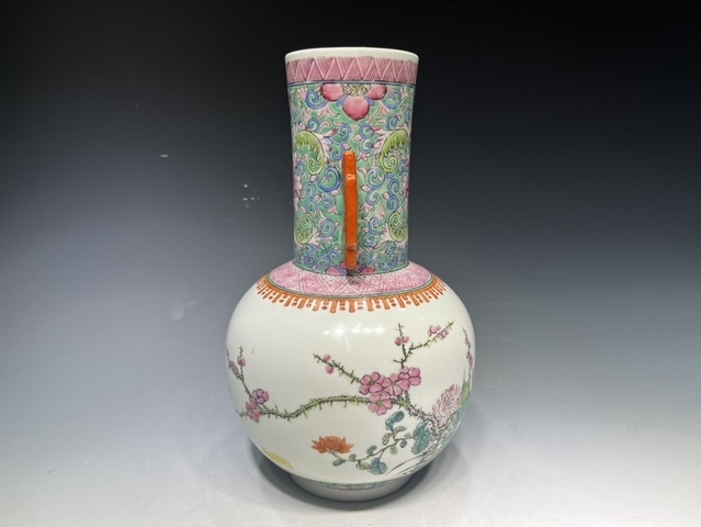 古玩陶瓷民國(guó) 粉彩花鳥紋瓶真品鑒賞圖