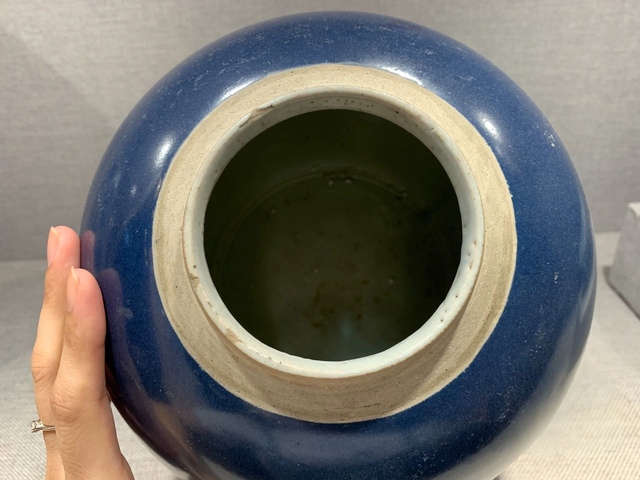 古玩陶瓷霽藍釉罐真品鑒賞圖