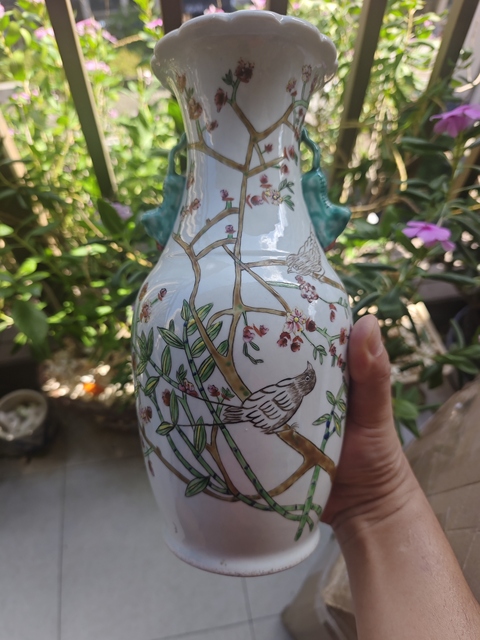 古玩陶瓷粉彩花鳥瓶真品鑒賞圖