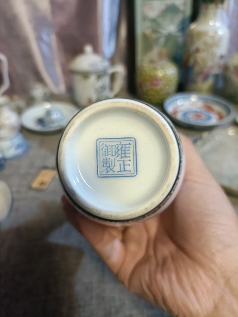 古玩陶瓷琺瑯彩風格粉彩花鳥紋撇口瓶拍賣，當前價格3888元