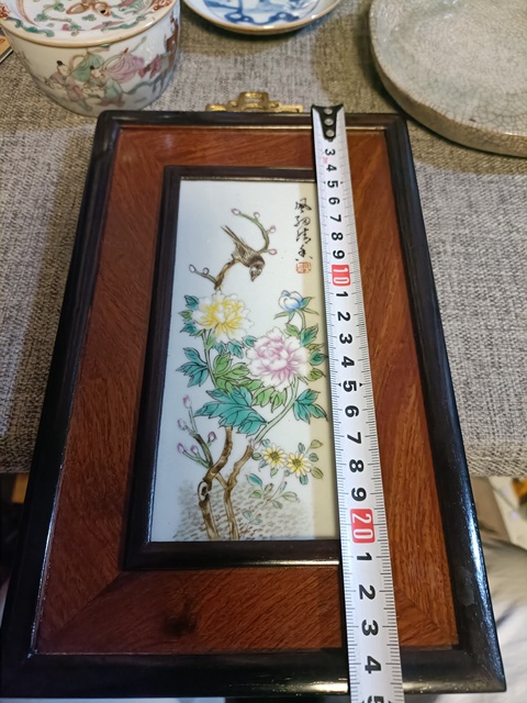 古玩陶瓷粉彩花鳥紋瓷板真品鑒賞圖