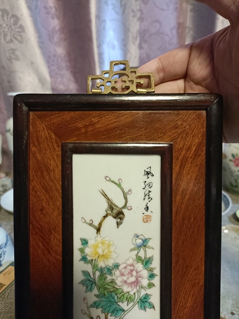 古玩陶瓷粉彩花鳥紋瓷板真品鑒賞圖
