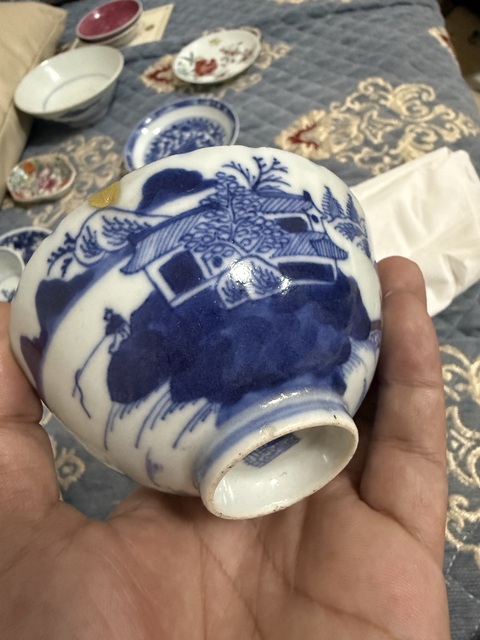 古玩陶瓷樓臺亭閣山水紋青花茶圓真品鑒賞圖