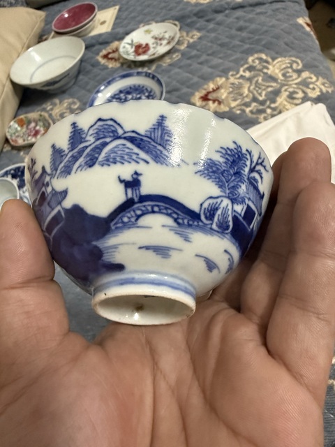 古玩陶瓷樓臺亭閣山水紋青花茶圓真品鑒賞圖