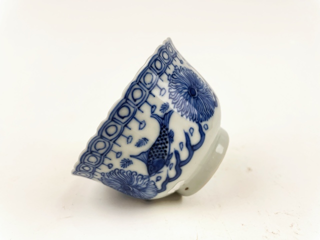 古玩陶瓷清光緒.鯉鱖鰱鳙魚紋杯拍賣,當前價格705元