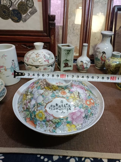 古玩陶瓷粉彩百花不落地蓋碗真品鑒賞圖