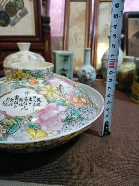 古玩陶瓷粉彩百花不落地蓋碗真品鑒賞圖