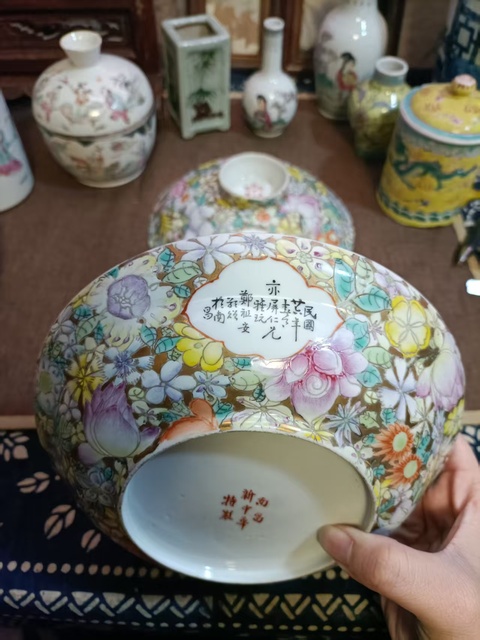 古玩陶瓷粉彩百花不落地蓋碗真品鑒賞圖