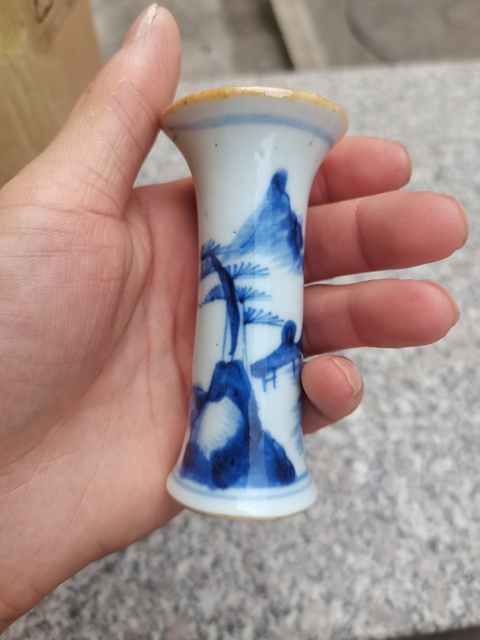 古玩陶瓷康熙青花小花觚真品鑒賞圖