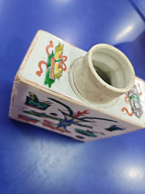 古玩陶瓷五彩博古圖茶葉罐真品鑒賞圖