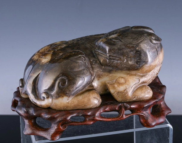 古玩玉器和田玉雕“瑞獸”擺件真品鑒賞圖