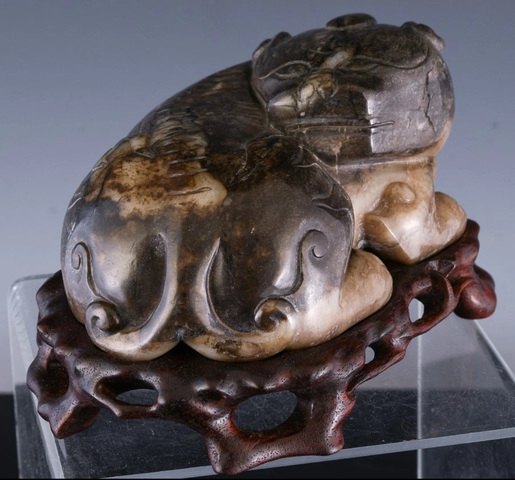 古玩玉器和田玉雕“瑞獸”擺件真品鑒賞圖