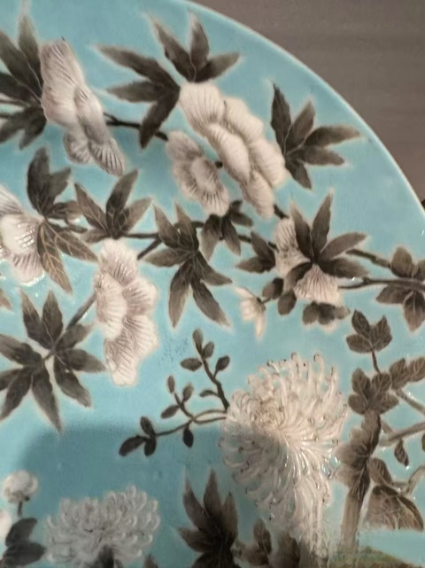 古玩陶瓷花鳥紋粉彩盤真品鑒賞圖