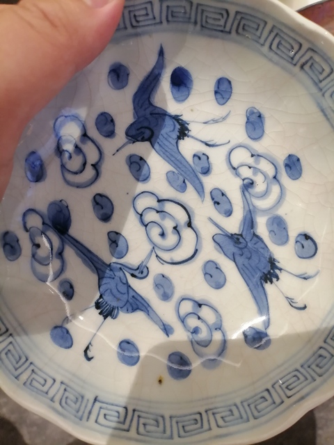 古玩陶瓷清晚期?青花云鶴紋花口盤拍賣,當(dāng)前價(jià)格1288元
