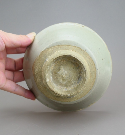 古玩陶瓷元末明初.龍泉青瓷茶碗拍賣(mài)，當(dāng)前價(jià)格66元