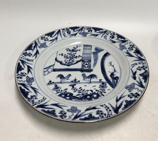 古玩陶瓷康熙·青花斗雞圖折沿盤拍賣，當(dāng)前價(jià)格2999元