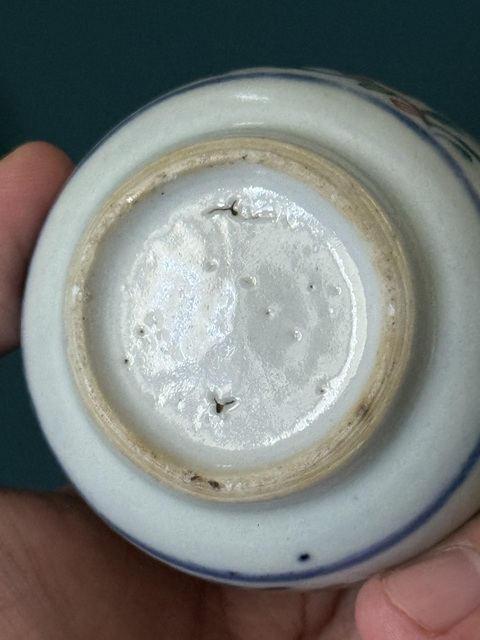 古玩陶瓷青花粉彩蓋缸真品鑒賞圖