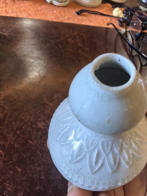 古玩陶瓷青白釉花卉紋葫蘆瓶真品鑒賞圖