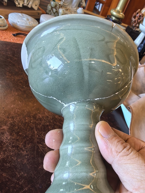 古玩陶瓷龍泉青瓷刻花高足杯真品鑒賞圖