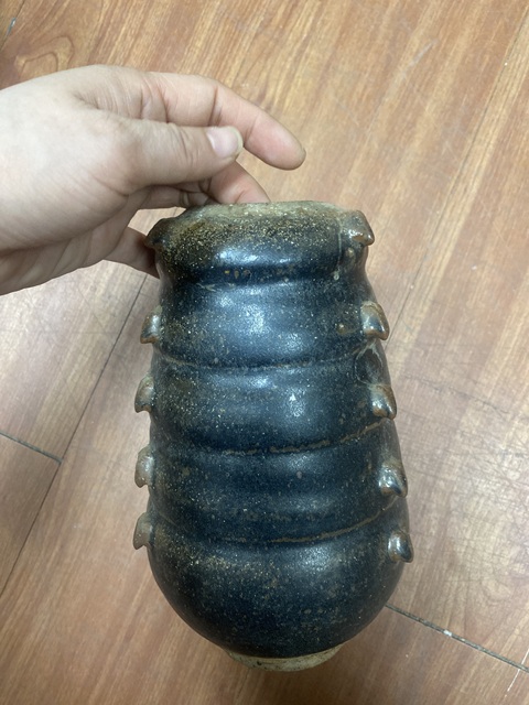 古玩陶瓷四川西壩窯褐釉多角罐真品鑒賞圖