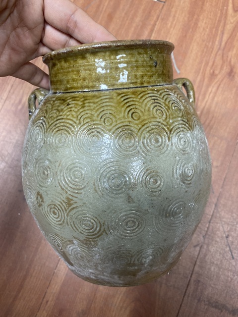 古玩陶瓷黃釉印花雙系罐真品鑒賞圖