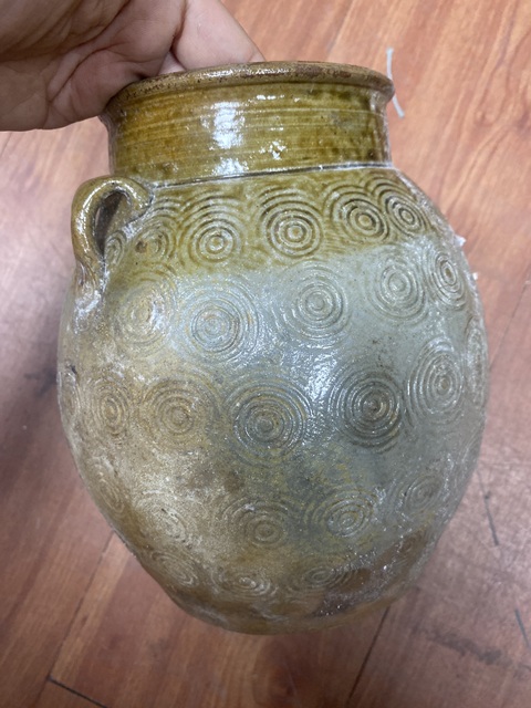 古玩陶瓷黃釉印花雙系罐真品鑒賞圖