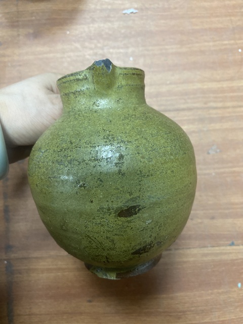 古玩陶瓷流口壺真品鑒賞圖