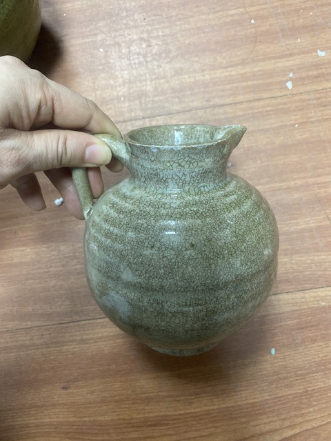 古玩陶瓷流口壺真品鑒賞圖